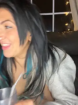 LittleMissEeve webcam