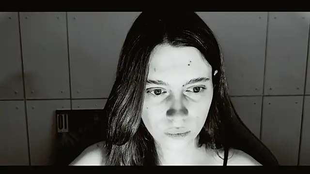 yoka_paradoxxx - Yoka_paradoXXX's free webcam - UK Sex Cams