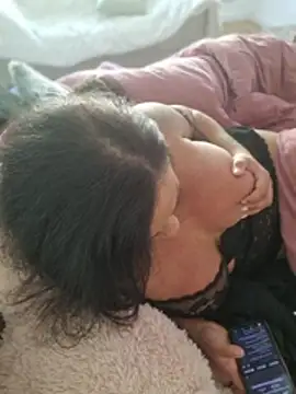 cleoprivate - CleoPrivate's free webcam - UK Sex Cams