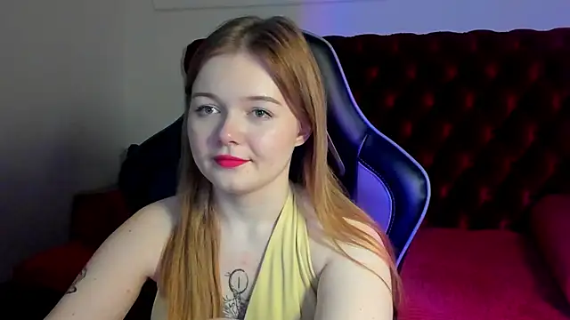 elinavale - ElinaVale's free webcam - UK Sex Cams