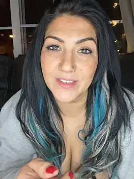 LittleMissEeve webcam