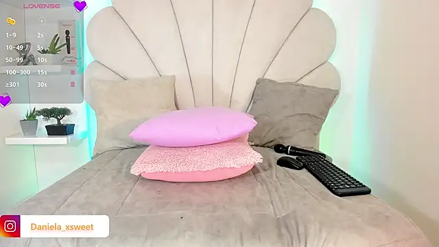 Danielaangelina live sex cam