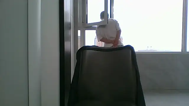 nole_china7 (Ask my age) - talk / fun / cum