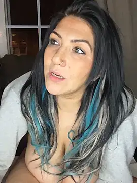 LittleMissEeve's live cam