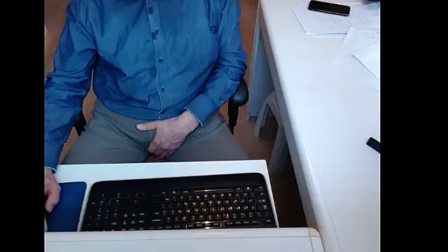 dutchpornking (M grandpa) - A new car. Can we manage it?