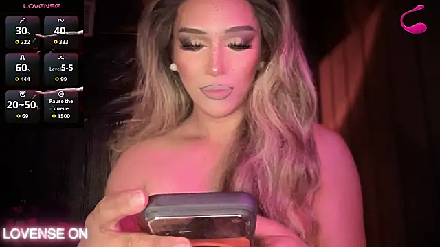 Lo_la_69 live sex cam