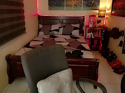 aubreysaint - AubreySaint's free webcam - UK Sex Cams