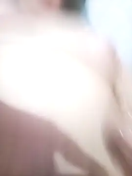 Webcam Model (loba9706)  is live.Free join now!