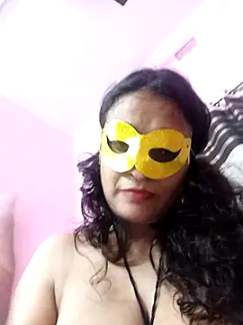 gullapi (F milf) - Full nude show