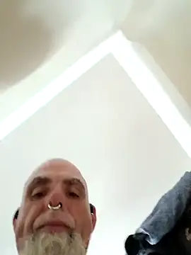 edgaralenpole - EdgarAlenPole's free webcam - UK Sex Cams