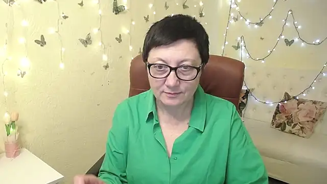 EmilyL0ve live sex cam