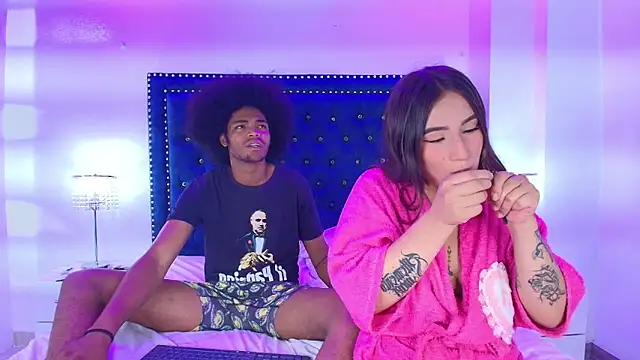 Cristal_and_luke webcam