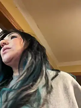 littlemisseeve (F milf) - Squirt