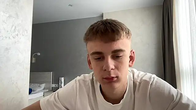 SoloFury live sex cam