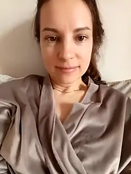 she-moon - She-Moon's free webcam - UK Sex Cams