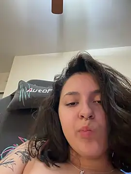 mamachulita (F young) - Blowjob + arch