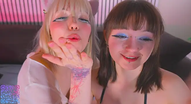 Wildneck live sex cam