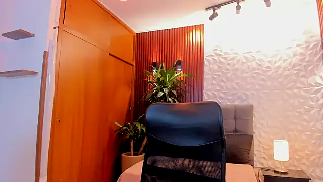 live amateur sex Allison Mc