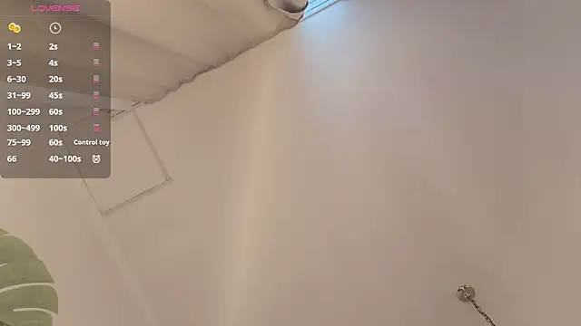 LaureMestler Live Webcam on Stripchat