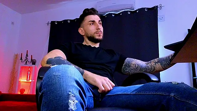 mightyaaron66 (M young) - 𖤐🔥 parTy Time ,House parTy  !  💨𖤐