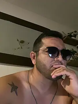 hotb0y18 (Ask my age) - #bisexuals #brunettes #cam2cam #chunky #daddies #ejaculation #erotic-dance #hd #latin #mexican #middle-priced-privates #mobile #new #power-top #recordable-publics #shower #small-audience #spanish-speaking #spanking #striptease #tattoos #top