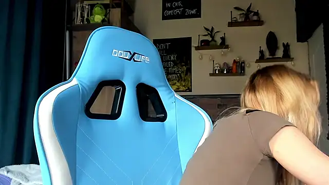 karo123421 (F young) - garage workshop furniture