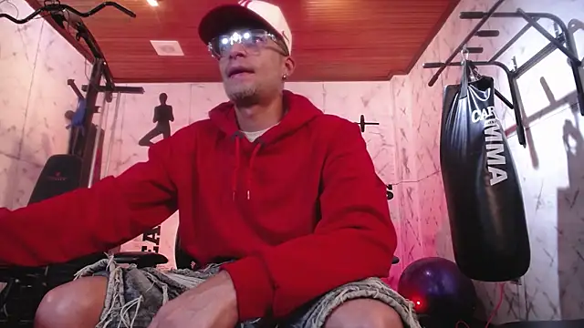 drakeneumann (M young) - exercise and moaning🥵.