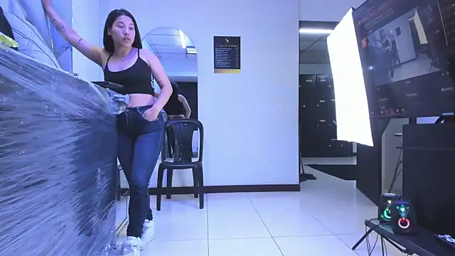 web cam chat Alyssa Noah