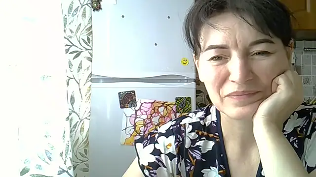 krystal_82 - Krystal_82's free webcam - UK Sex Cams