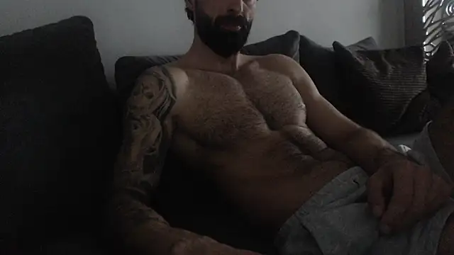 Verycutex Live Webcam on Stripchat