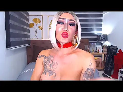 DominateMistressTania webcam