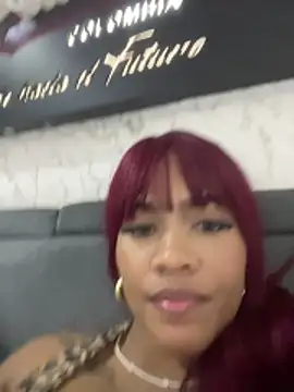 riri_brunnete webcam