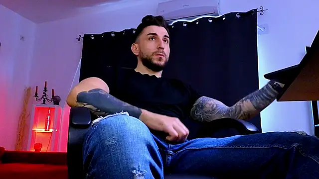 mightyaaron66 (M young) - 𖤐🔥 parTy Time ,House parTy  !  💨𖤐