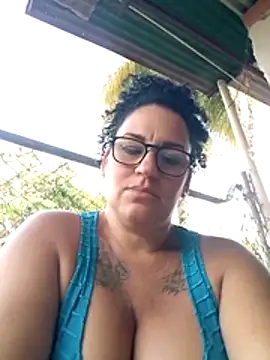 tugordita-hot (F milf) - Botella en el ass