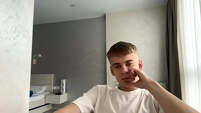 solofury (M twink) - Buy car