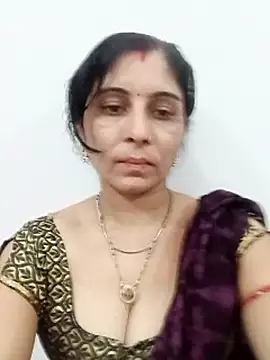 Webcam Model (Hot_ree85)  is live.Free join now!