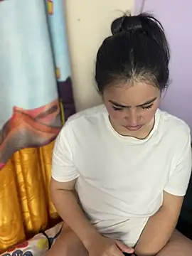 Webcam Model (I_Valentina)  is live.Free join now!