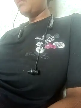 mona_ji32 - Mona_ji32's free webcam