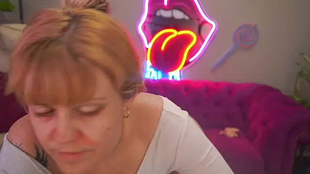 bellalapetit - BellaLaPetit's free webcam