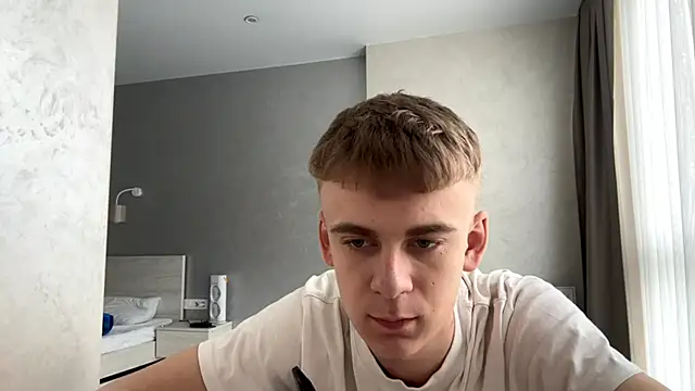 solofury (M twink) - Buy car