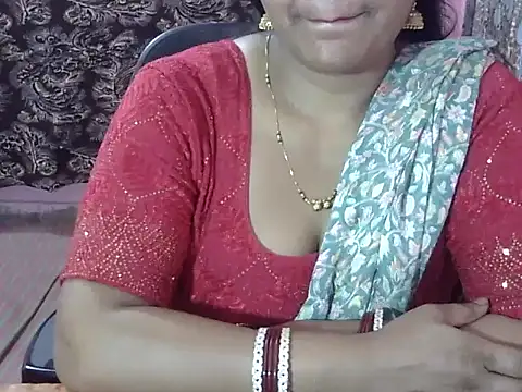 pinki_012 - PINKI_012's free webcam