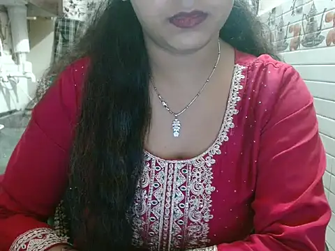 LovingPihu live cam profile