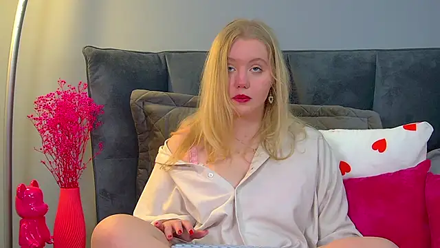 emilyevanse - EmilyEvanse's free webcam - UK Sex Cams