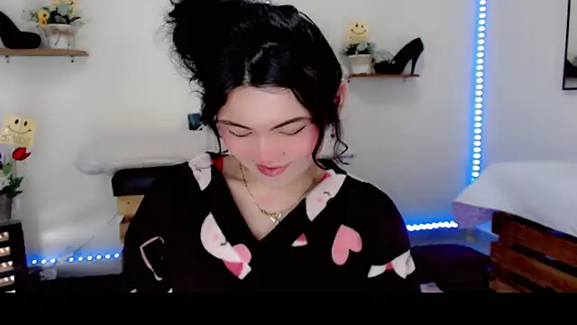 NathalialLooes live sex cam