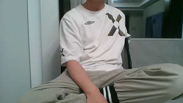 nole_china7 (Ask my age) - talk / fun / cum