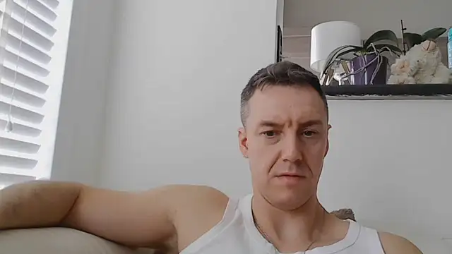 ploki2180 live sex cam