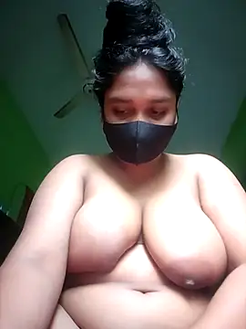 aruna-1 - Aruna-1's free webcam