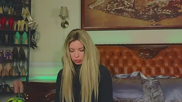 real_tini - Real_Tini's free webcam