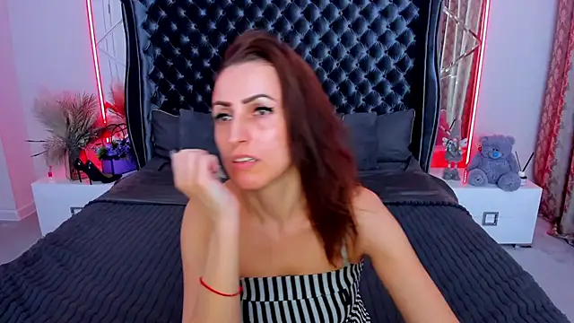 Live sex cam of Rebecca_Diamond