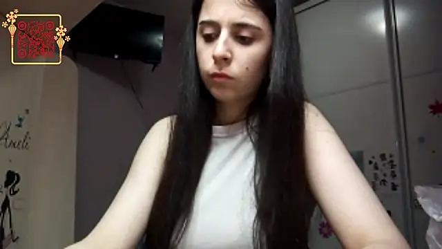 waltraudpattie (F young) - Blow a kiss for you <3